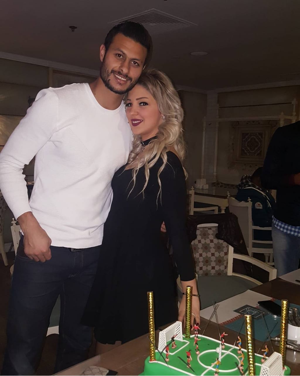 محمد الشناوى و زوجته 1