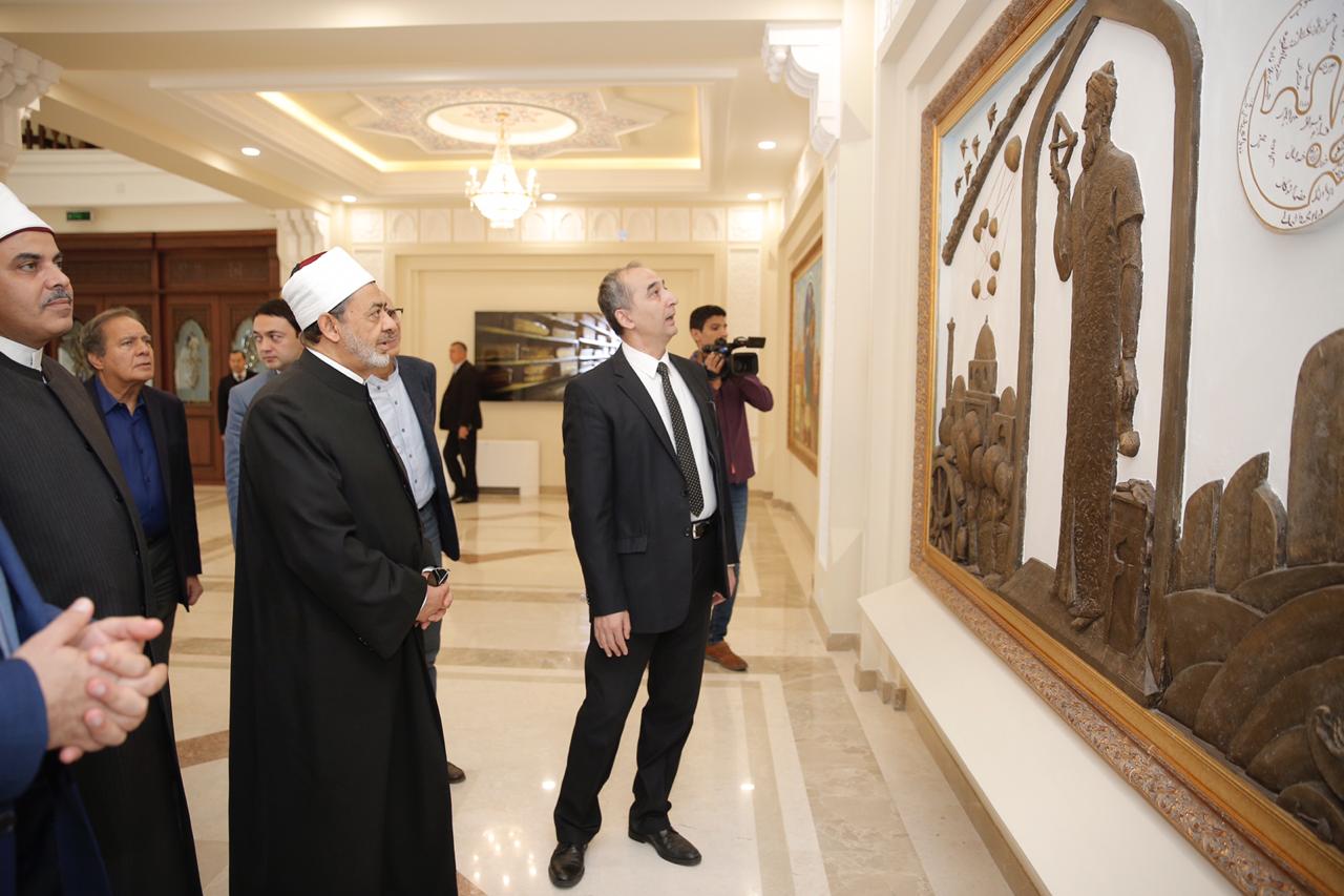 الإمام الأكبر يزور معهد البيروني للمخطوطات في طشقند (7)