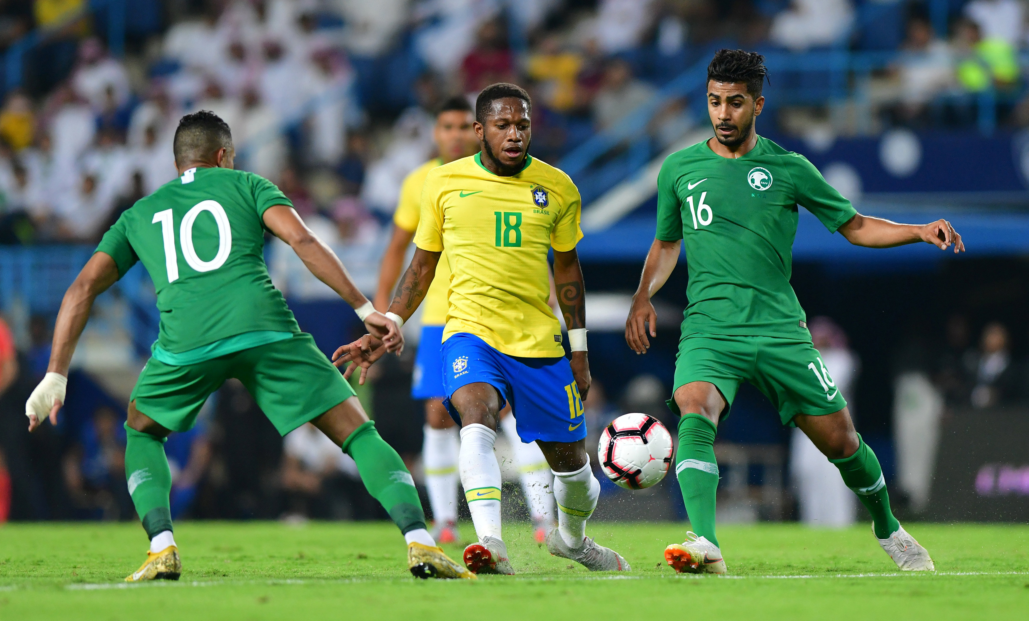 مباراة السعودية ضد البرازيل  (14)