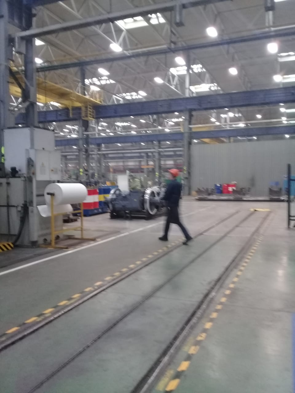  جولة لليوم السابع بمصنع جرارات السكة الحديد الروسى (13)