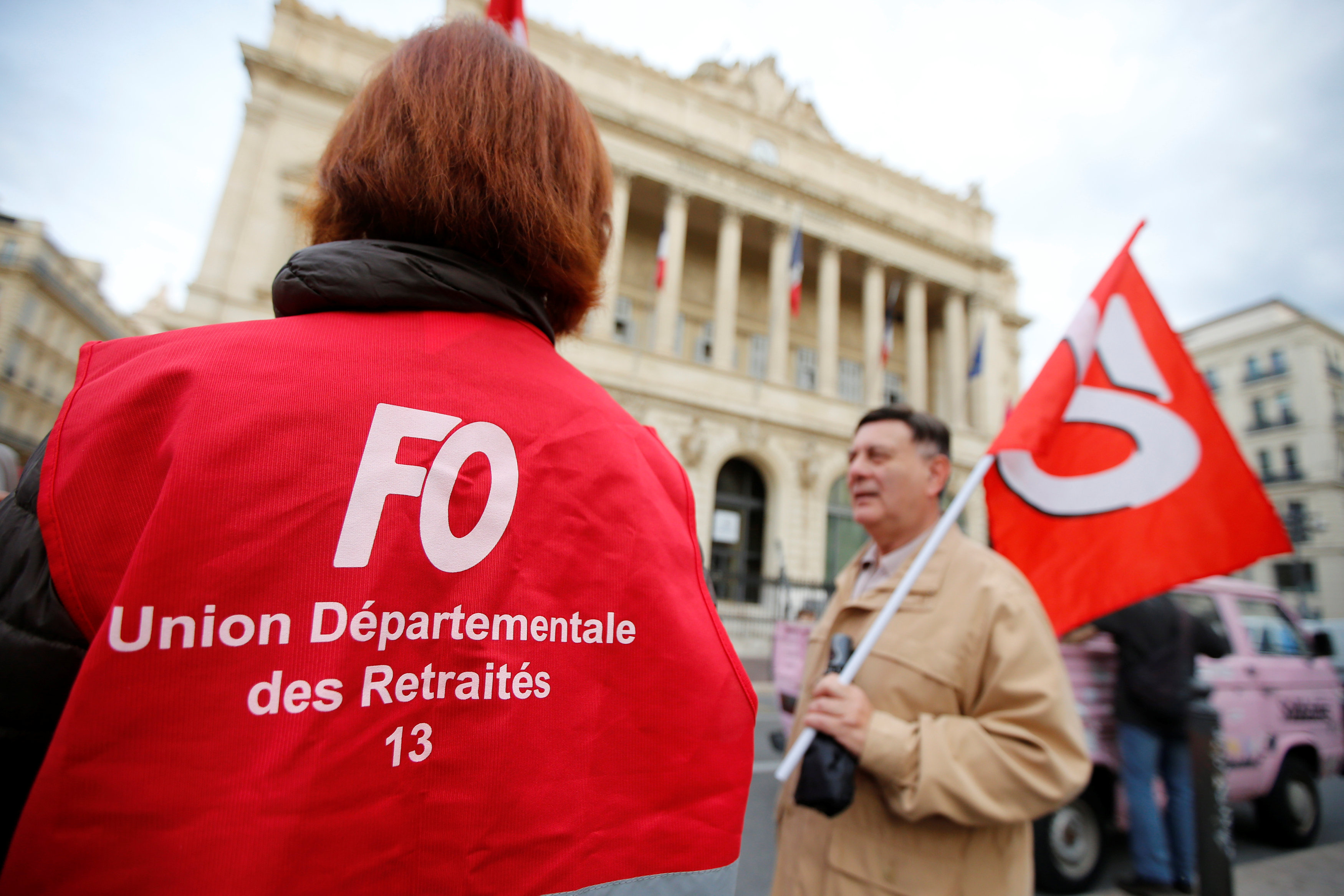 المتقاعدون فى فرنسا يتظاهرون ضد إصلاحات الحكومة (3)