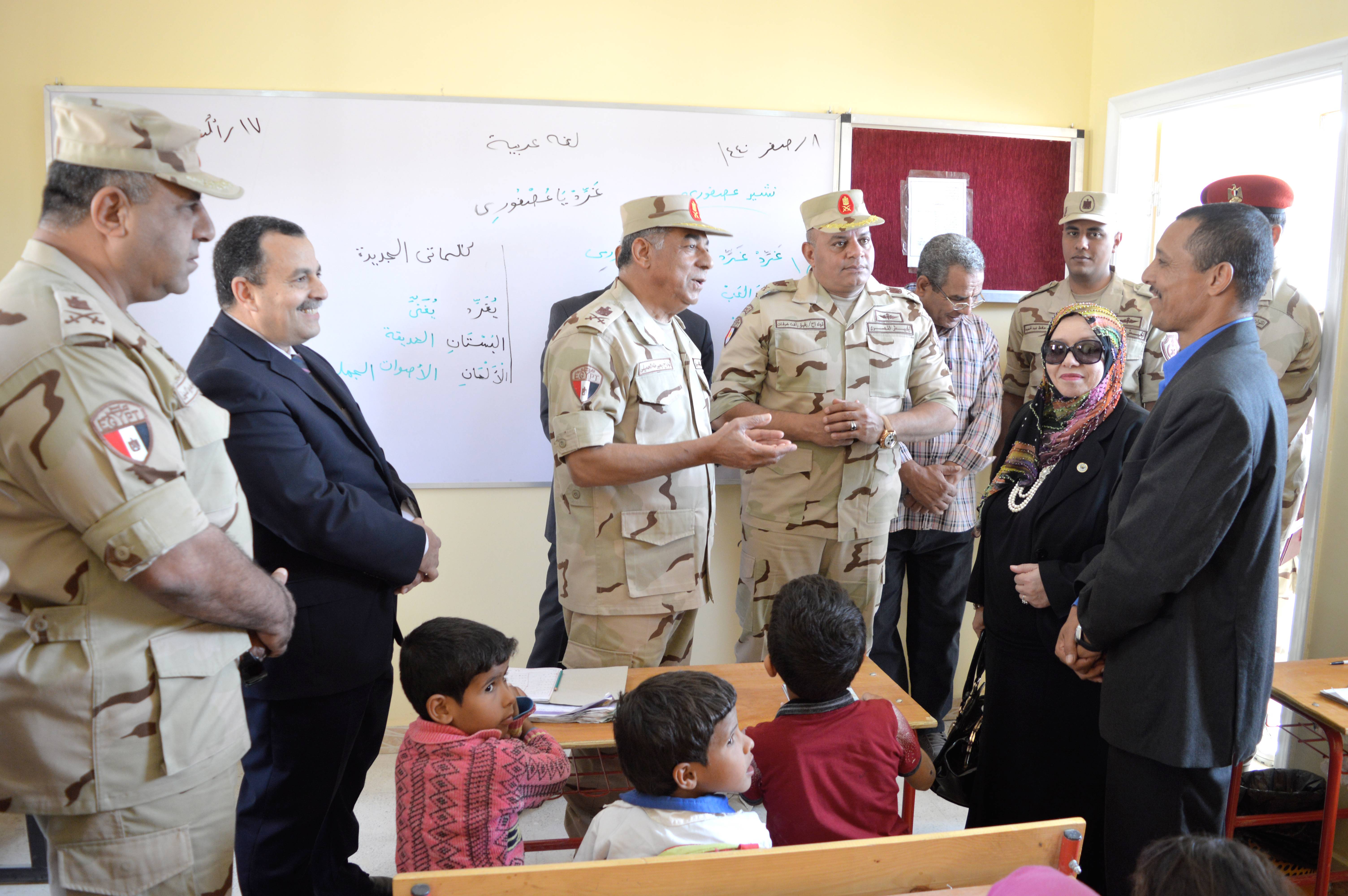 القوات المسلحة تفتتح 4 مدارس بسيناء (4)