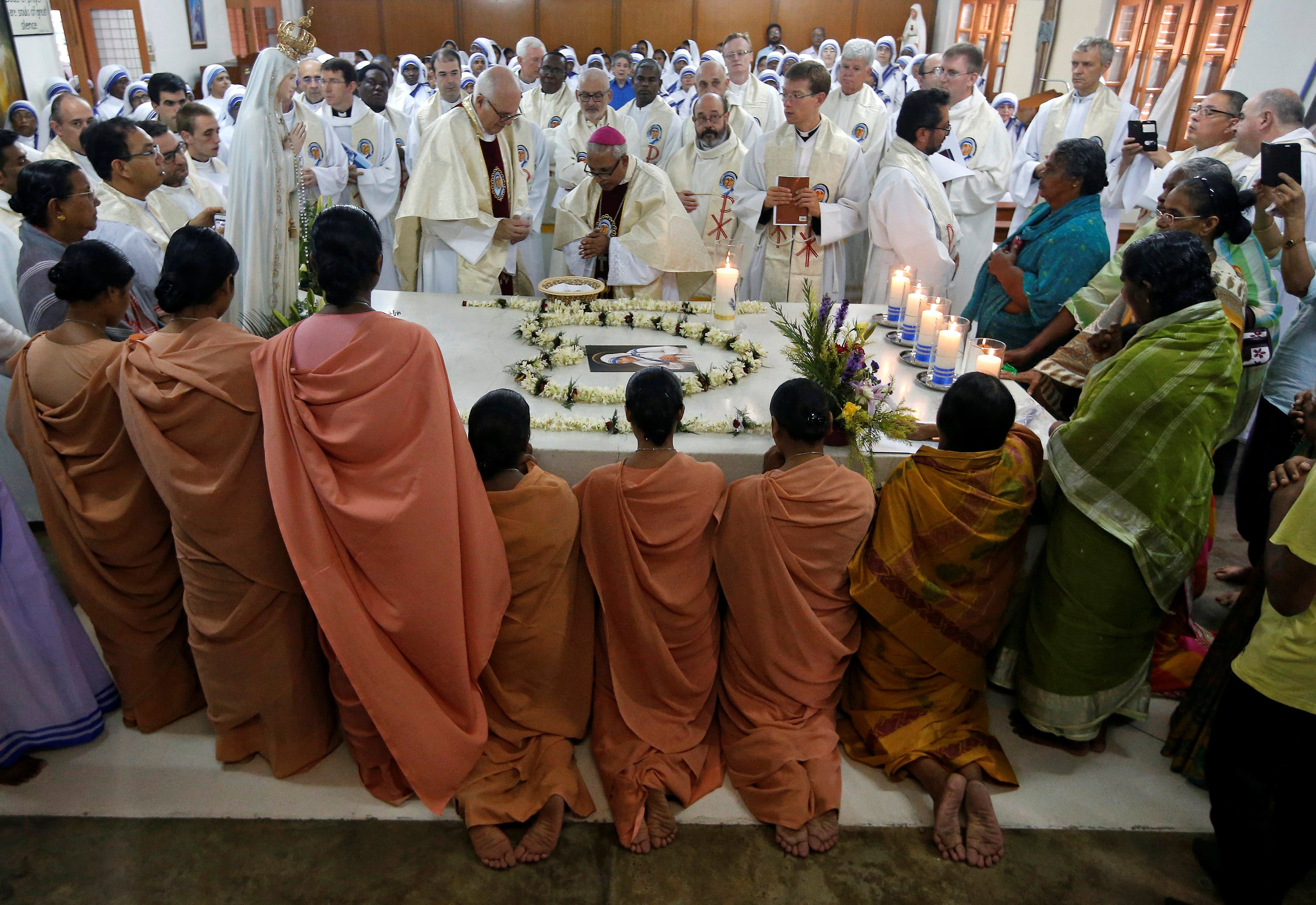 الكنيسة الكاثوليكية بالهند تشارك فى إحياء ذكرى غاندى