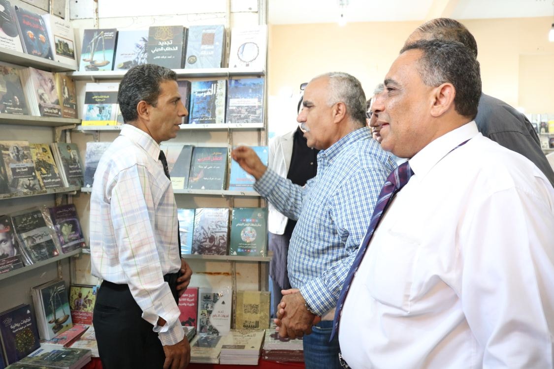 افتتاح معرض السويس للكتاب بمركز شباب الأربعين (5)