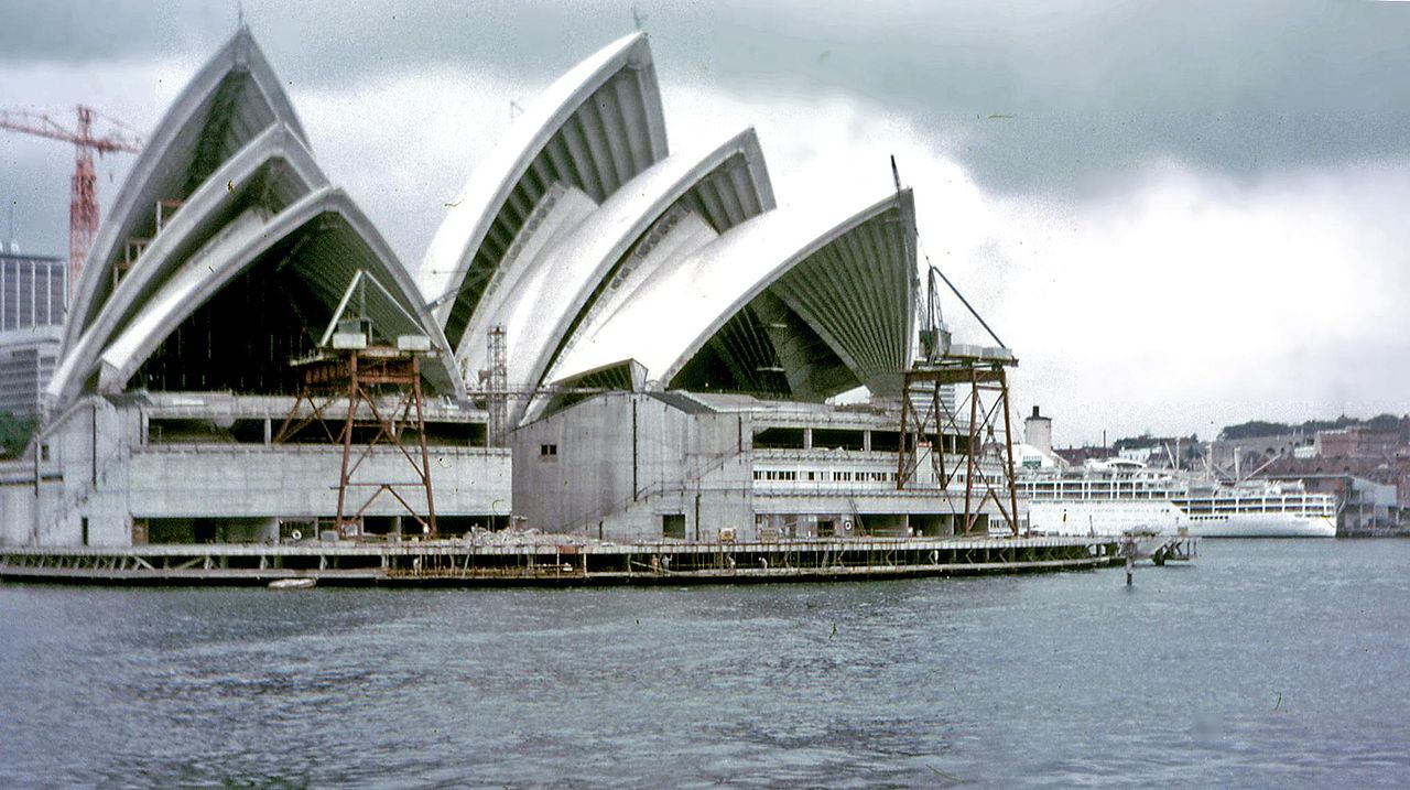 1280px-Sydney_Opera_House_construction_1968