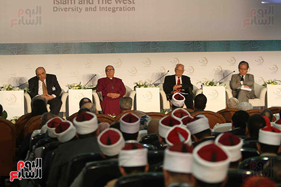 صور ندوة  الإسلام والغرب تنوع وتكامل (6)