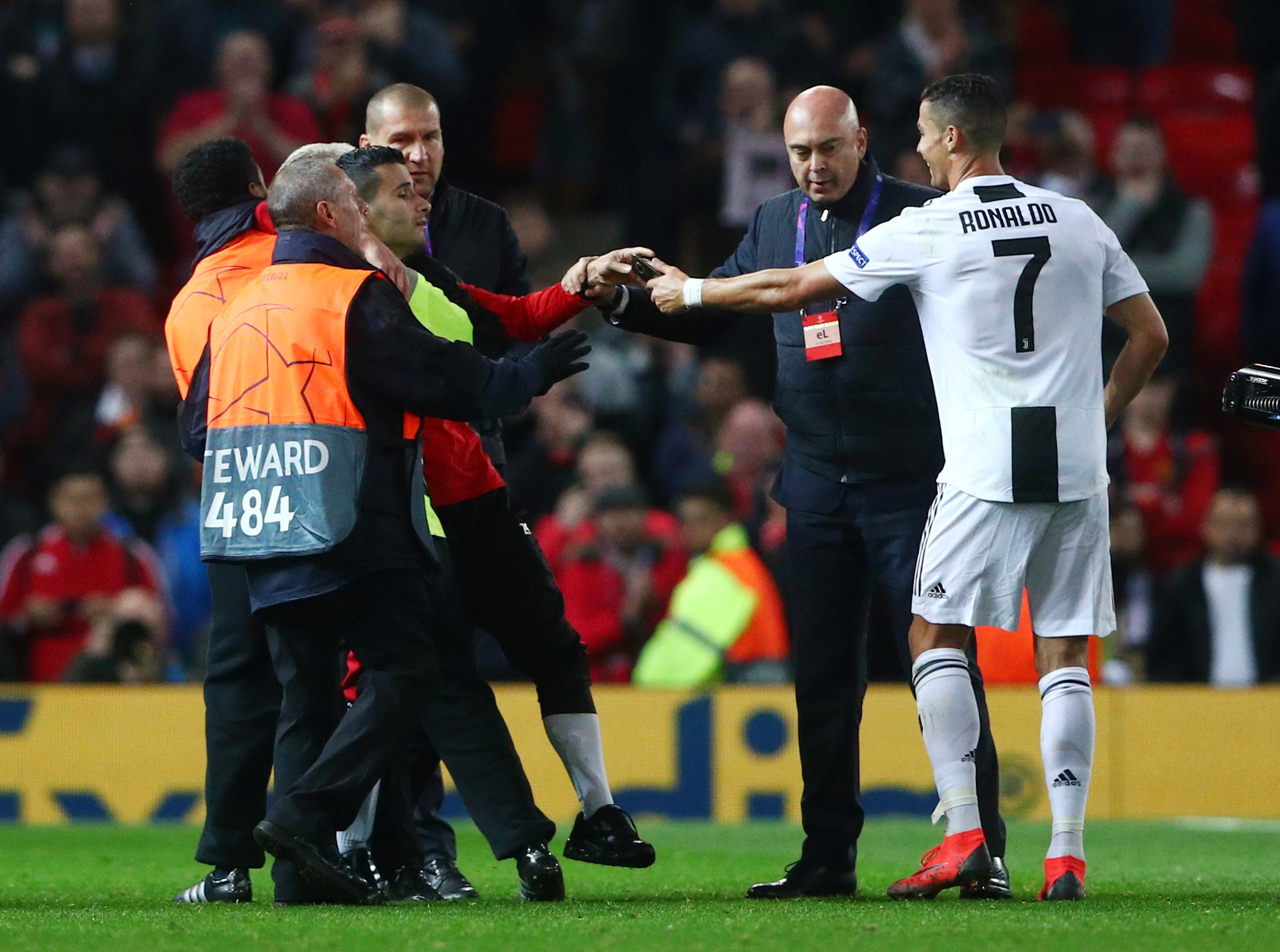 مباراة مانشستر يونايتد ضد يوفنتوس (15)