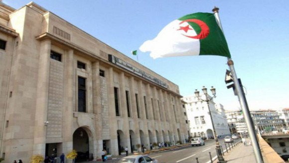 مبنى البرلمان الجزائري
