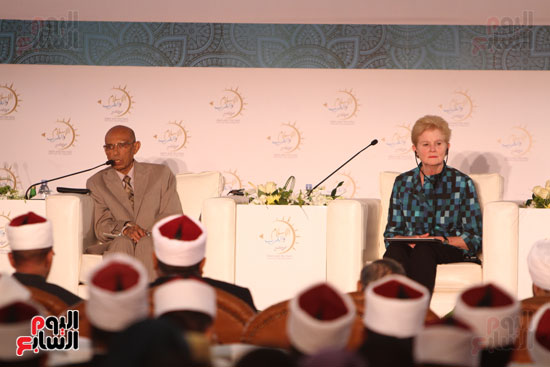 ندوة الاسلام والغرب (8)