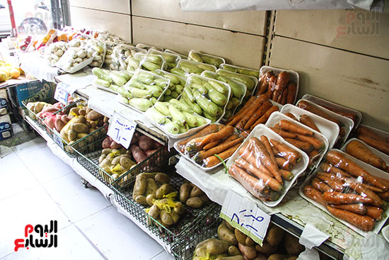 خضراوات وفاكهة وسلع غذائية بالمجمعات (16)