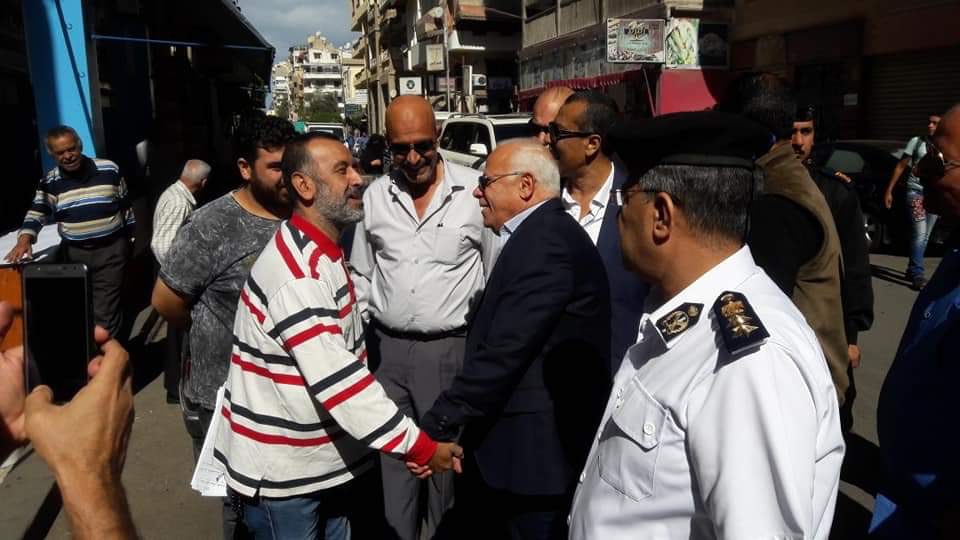  محافظ بورسعيد يوجه باستمرار  حملات فتح الشوارع (2)