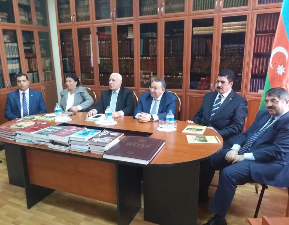 وكيل البرلمان يلتقى نائب رئيس مجلس الوزراء الأذربيجانى بحضور أسامة العبد (1)