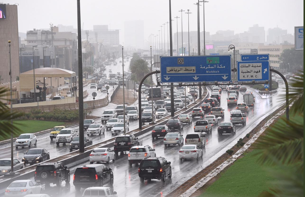 شوارع الرياض فى المطر