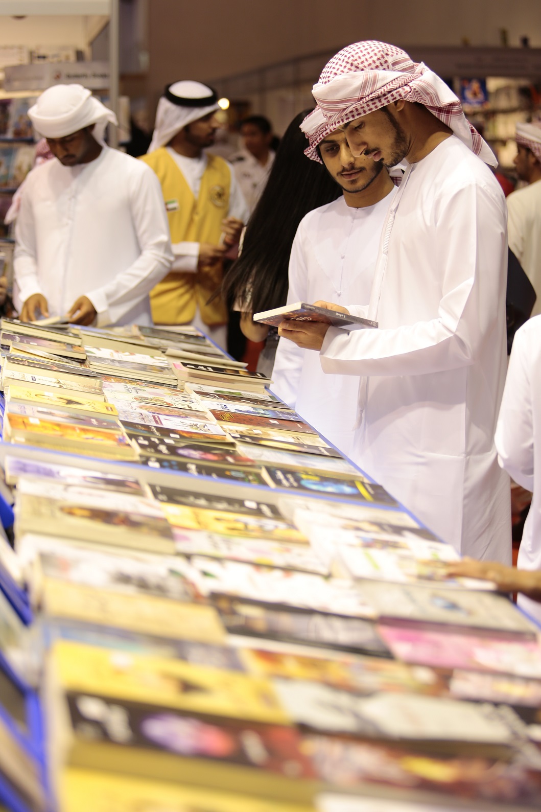 من معرض الشارقة الدولي للكتاب 2017 أرشيفية (4)
