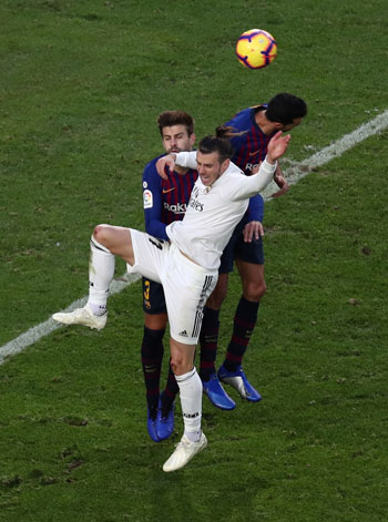 برشلونة وريال مدريد (10)