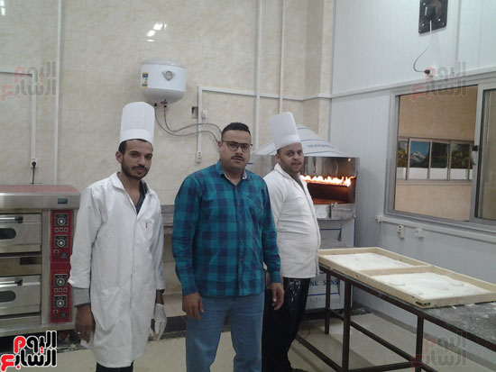  أول مخبز لإنتاج المخبوزات الخالية من الجلوتين بجامعة أسيوط (6)