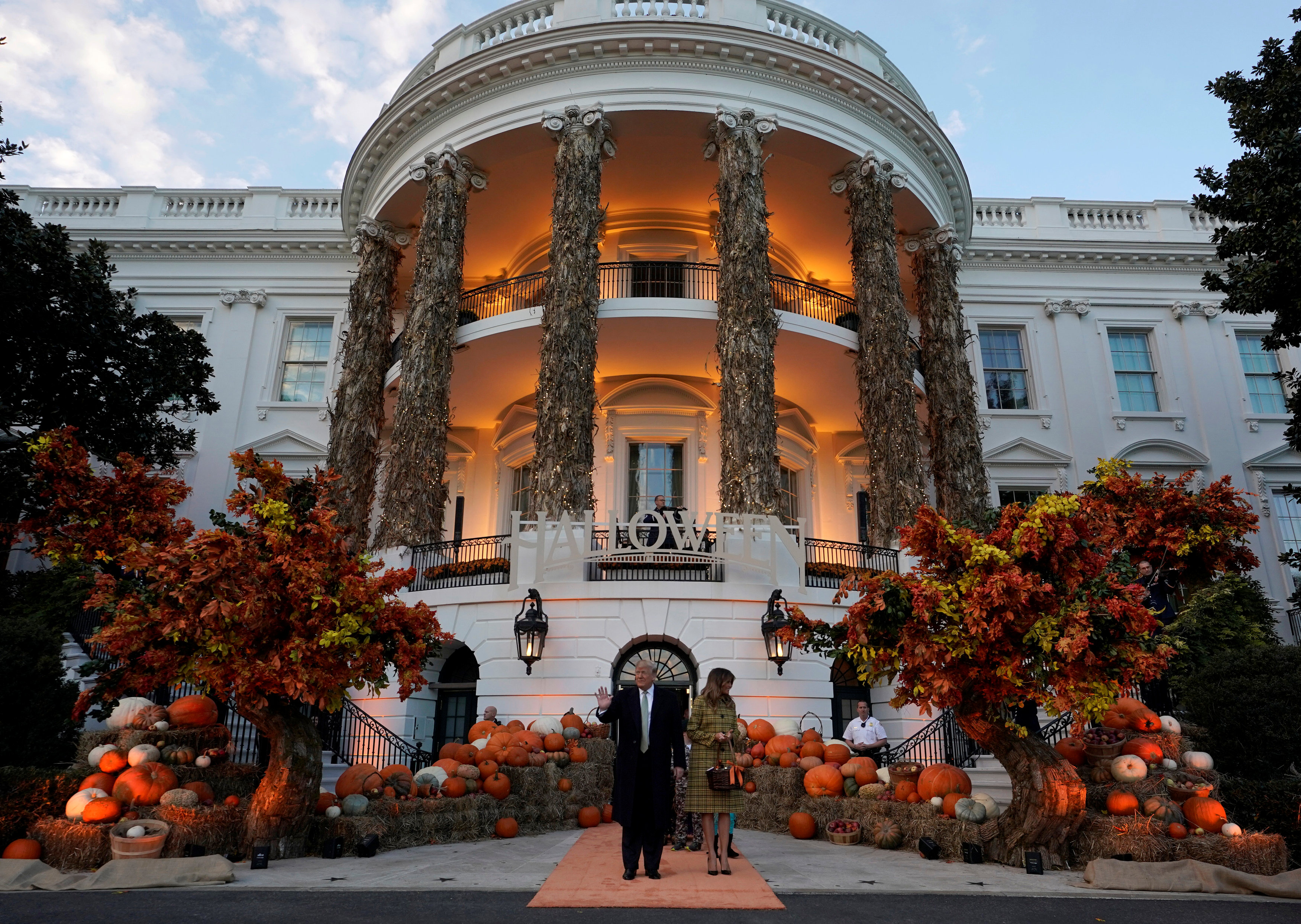 تزيين البيت الأبيض احتفالات بالهالوين