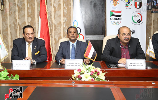 توقيع بروتوكول تعاون بين اللجنة الأولمبية المصرية والسودانية (1)