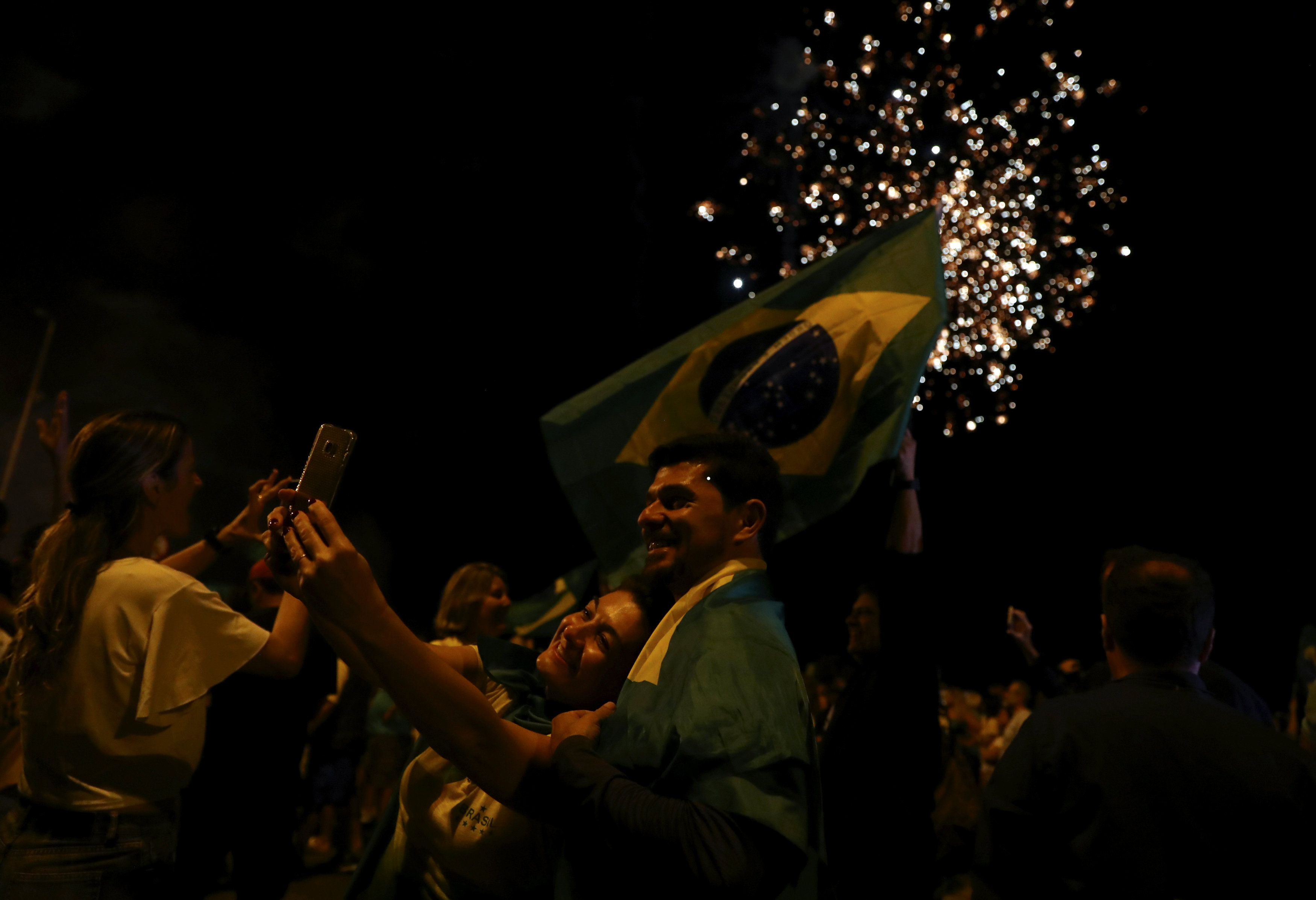 احتفالات أنصار الرئيس  بولسونارو
