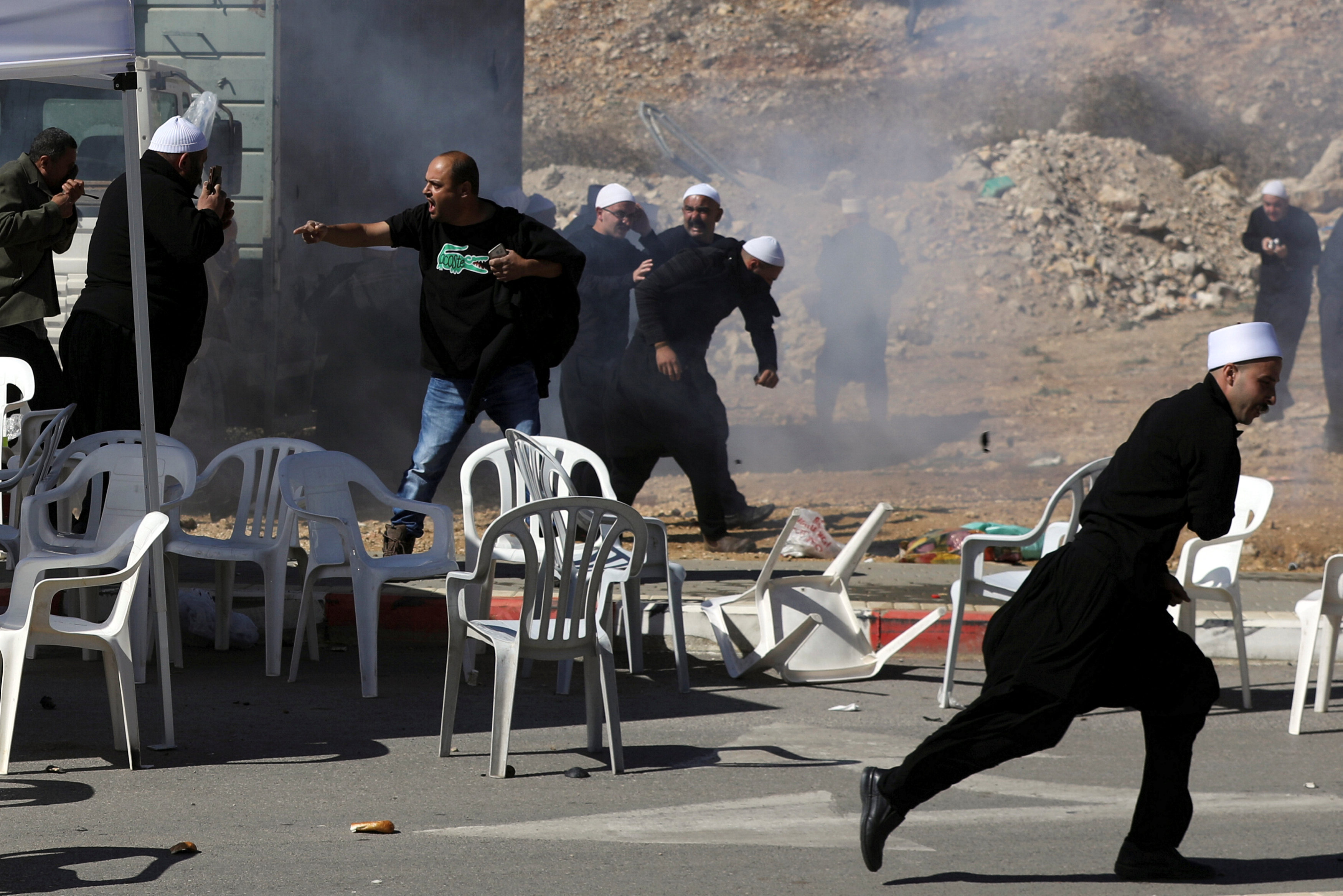 كر وفر بين القوات الإسرائيلية والمتظاهرين