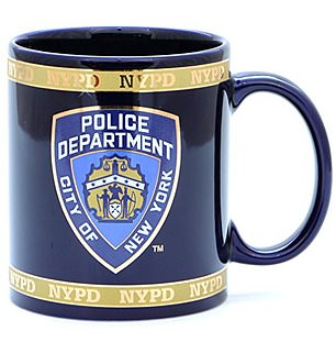 منتجات تعرضها شرطة نيويورك بالفعل