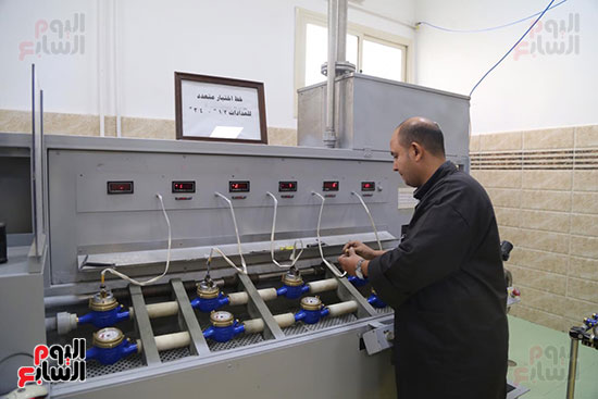 افتتاح وزير الكهرباء والانتاج الحربى مصنع عدادات الكهرباء (68)