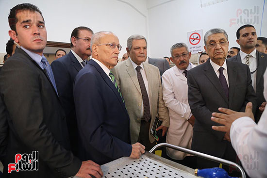 افتتاح وزير الكهرباء والانتاج الحربى مصنع عدادات الكهرباء (63)