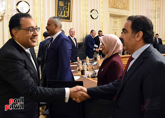 لقاء مصطفى مدبولى  ورئيس البرلمان العراقى (8)