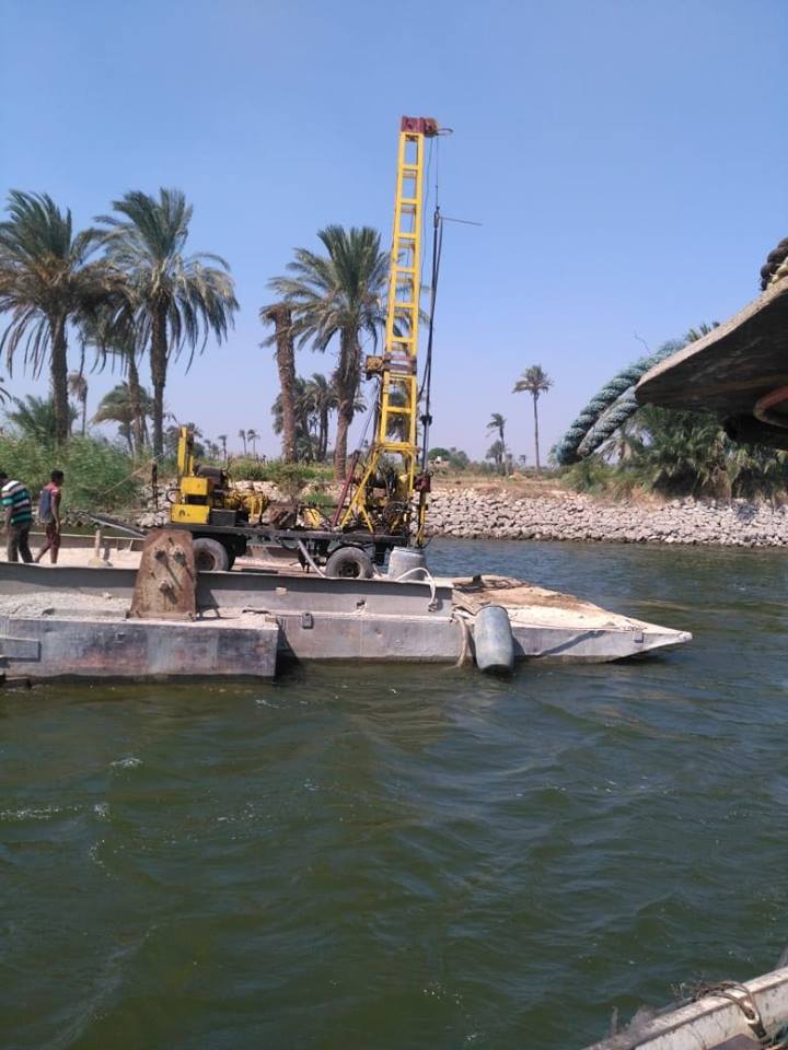 اعمال تنفيذ محور ديروط العلوى على النيل  (6)