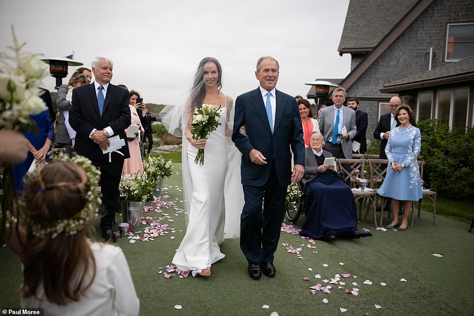 بوش الأبن يقدم ابنته باربرا للعريس