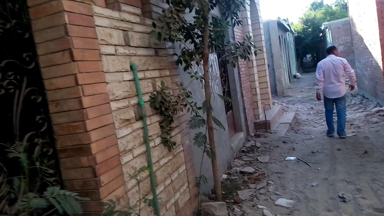 10المقابر 