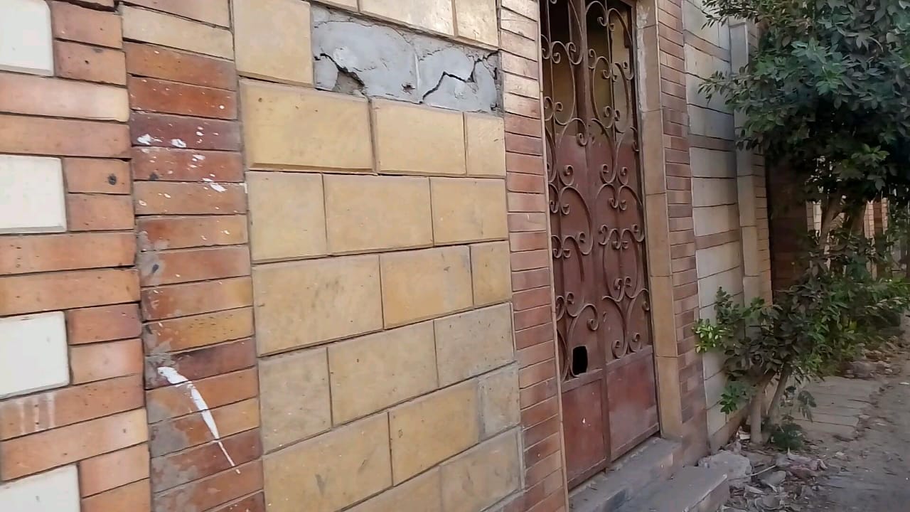 2-المقابر 