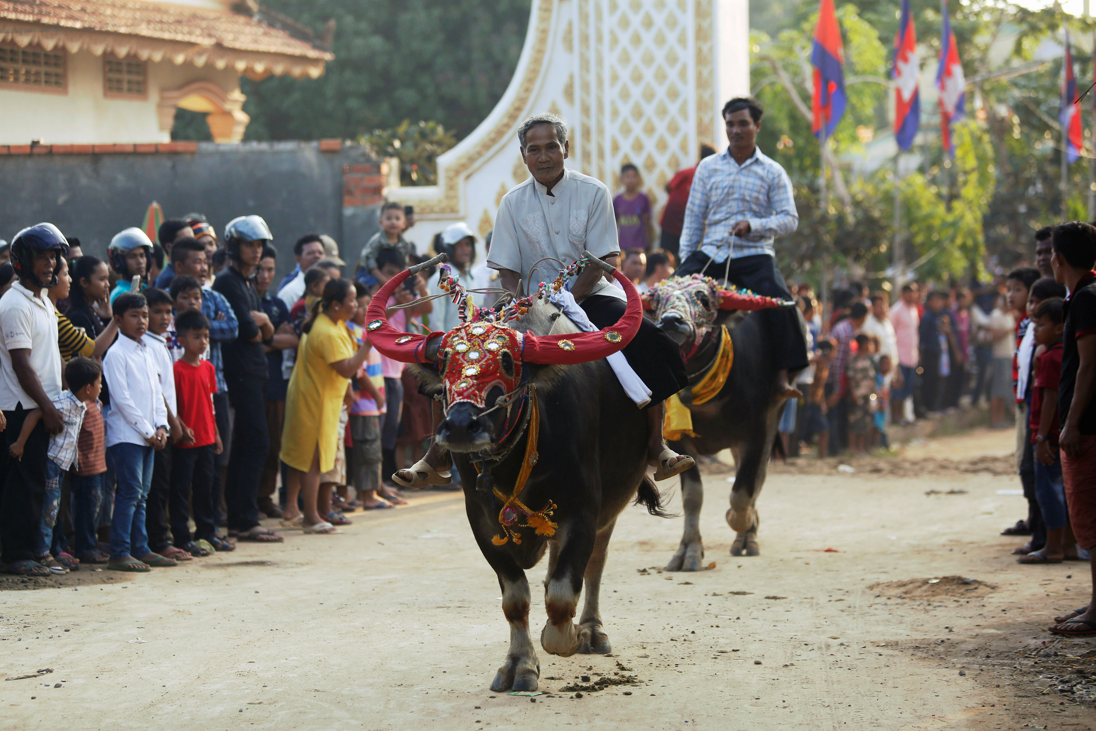 جانب من الاحتفالات بمهرجان الموتى فى كمبوديا
