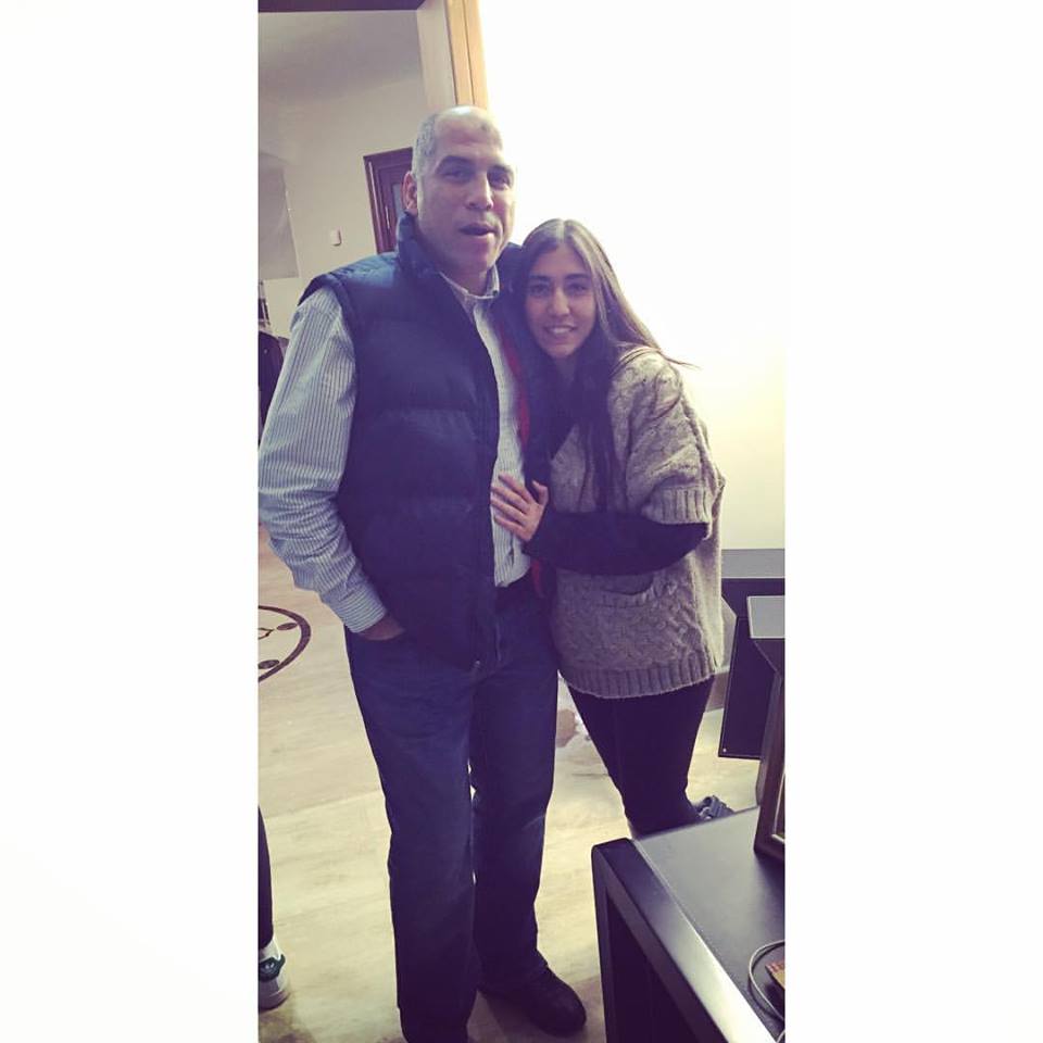محمد يوسف مع أبنته ياسمين