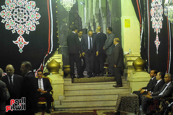 رئيس محكمة استئناف القاهرة يتلقى العزاء فى وزير العدل الأسبق (3)