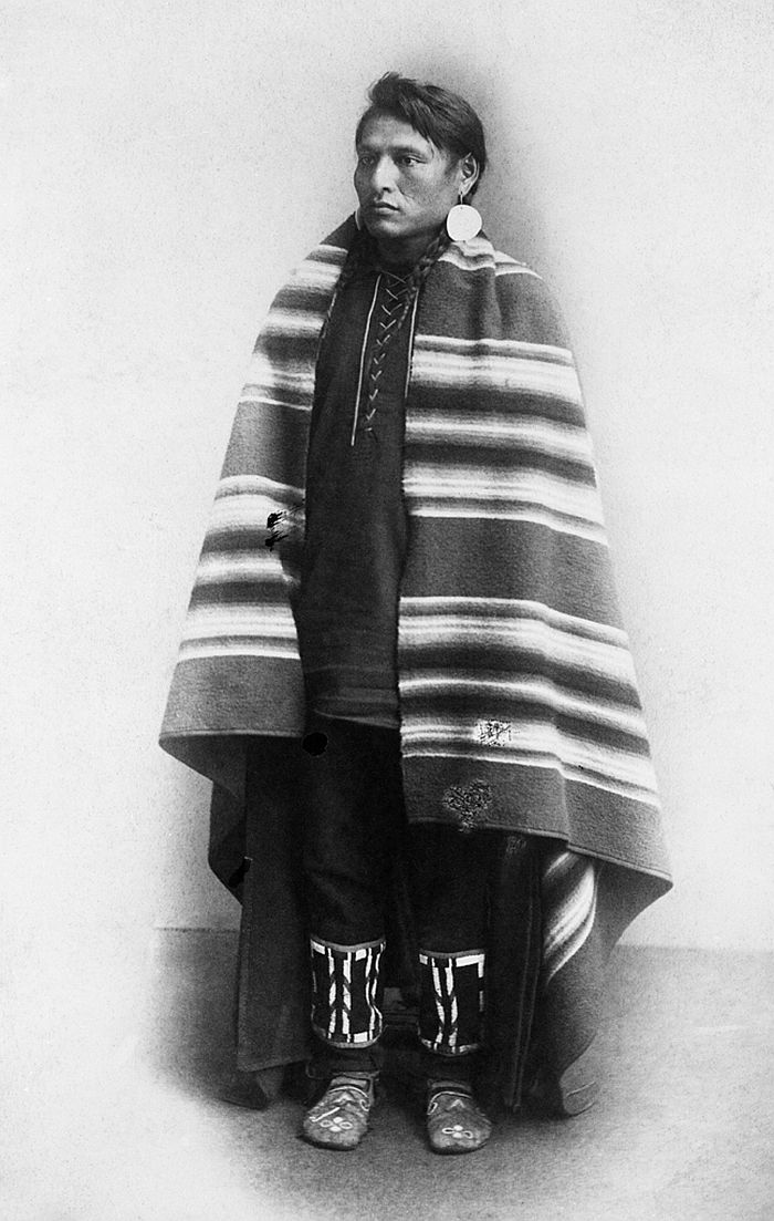 رجل بلاكفوت فى بطانية  1886 - 1889