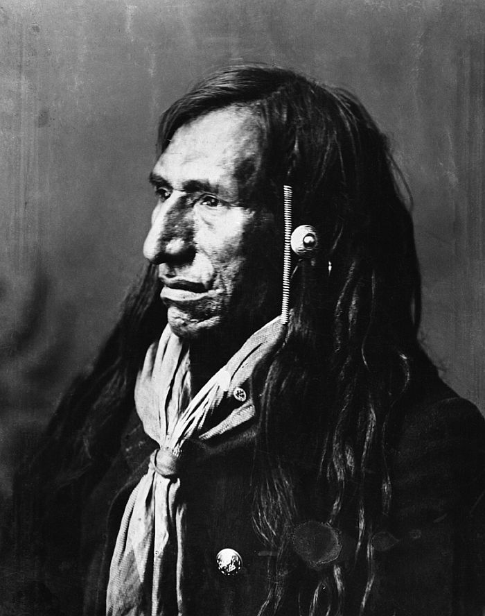 رجل من Blackfoot - كاليفورنيا 1886 - 1894