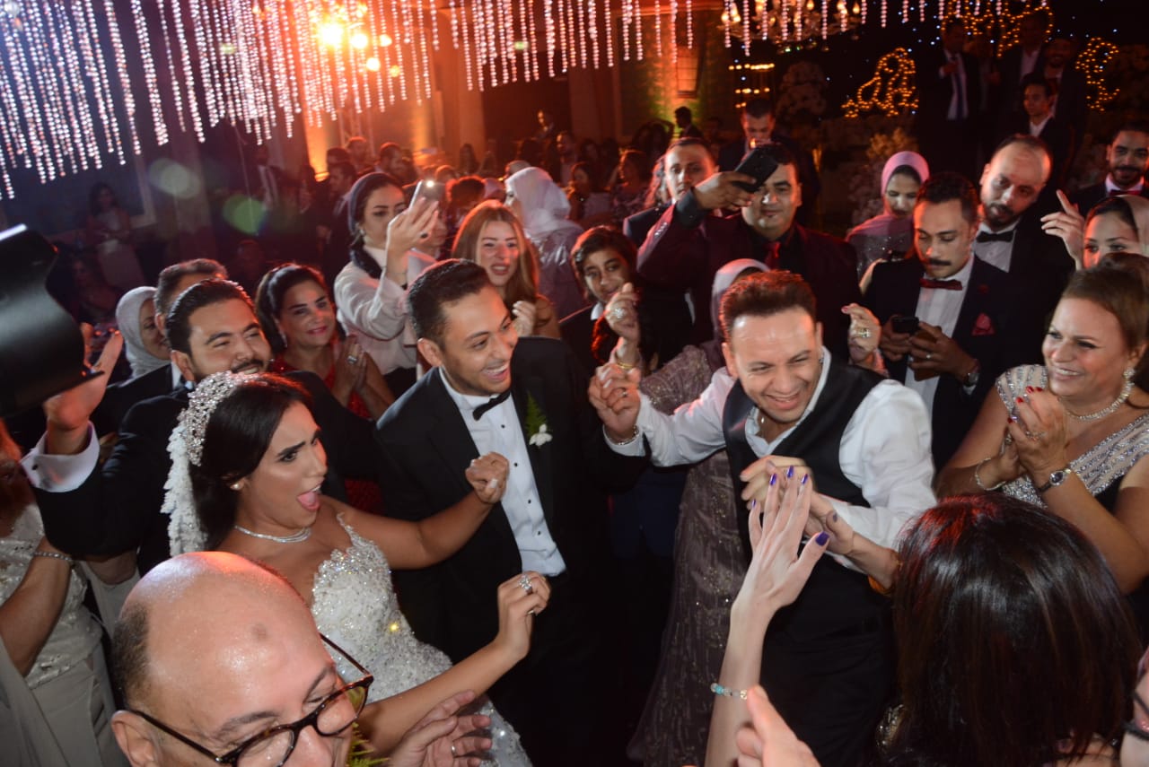 خالد عجاج يحتفل بزفاف ابنته مريم وسط النجوم (2)