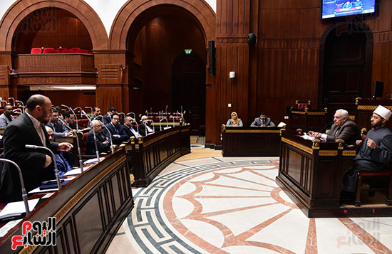 اجتماع-لجنة-الشئون-الدينية-والأوقاف-برئاسة-الدكتور-أسامة-العبد---تصوير-خالد-مشعل-(1)