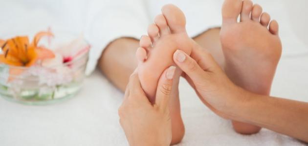 تدليك القدمين