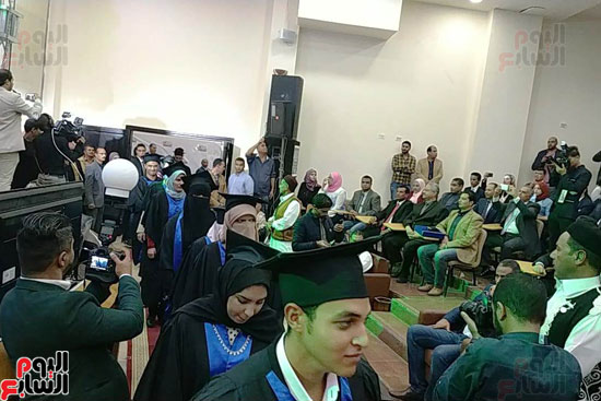 حفل تخرج أول دفعة من كليات جامعة مطروح (5)