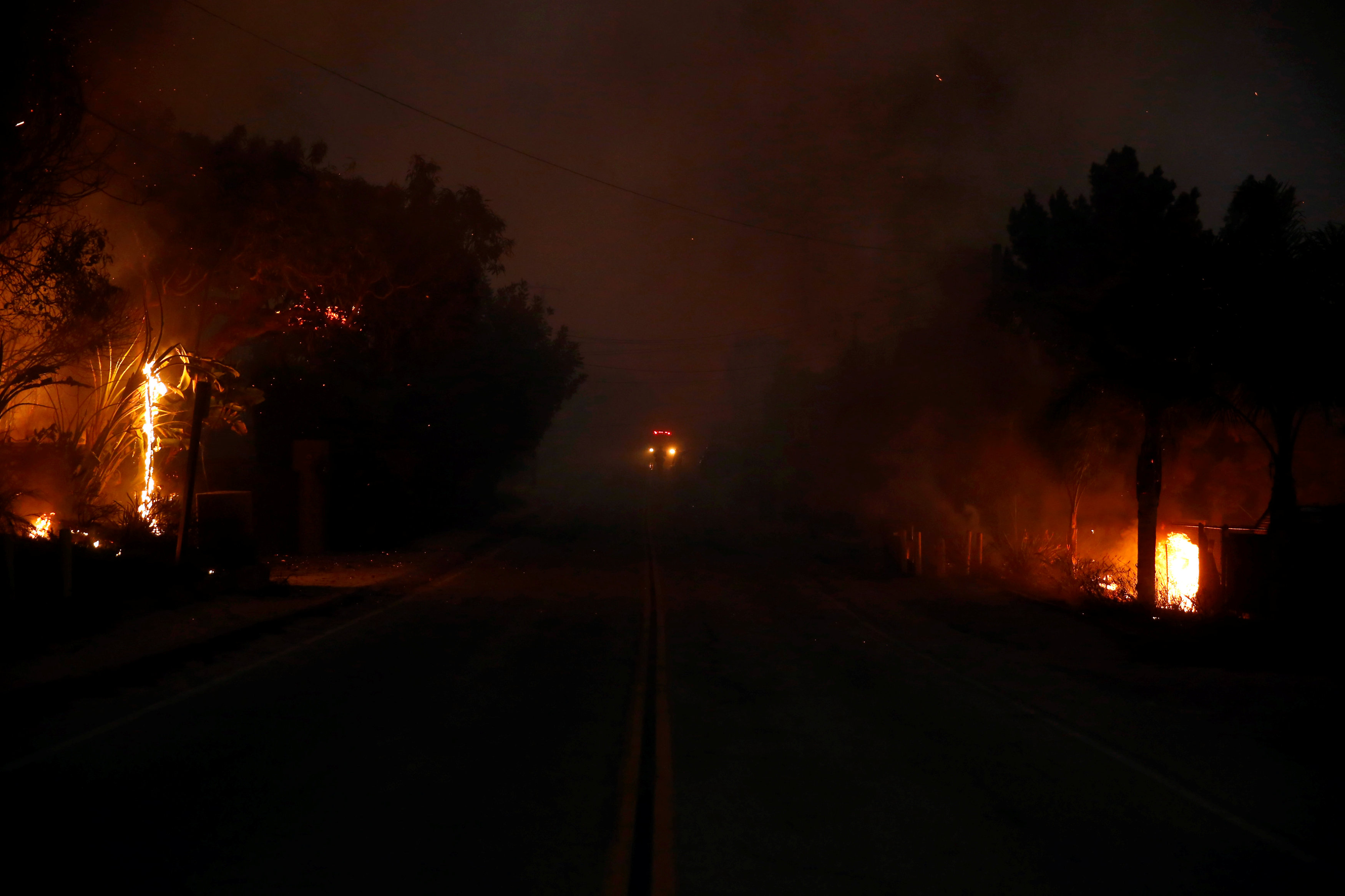 حرائق الغابات فى ولاية كاليفورنيا (3)