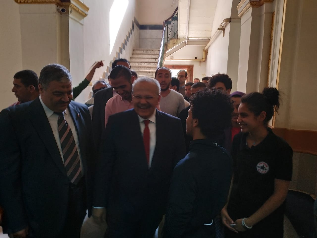 جانب من جولة رئيس جامعة القاهرة  (5)