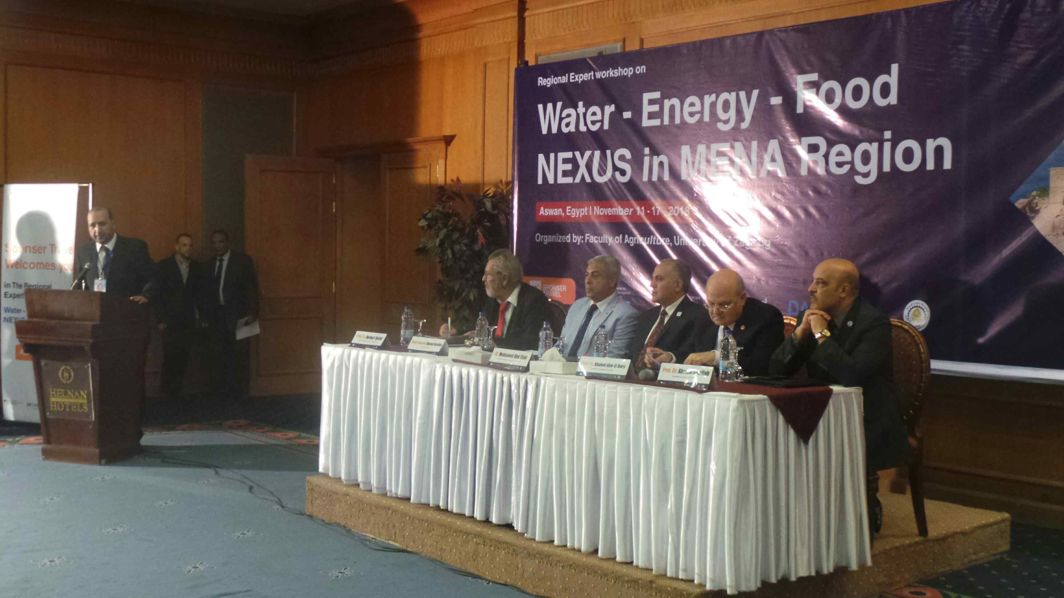 وزير الرى بورشة عمل قضايا المياه والطاقة (4)