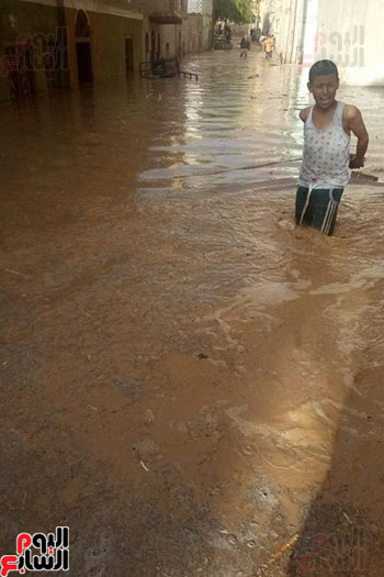انهيار منازل فى عزبة سعيد بالمعابدة بمركز أبنوب بأسيوط بسبب السيول  (20)