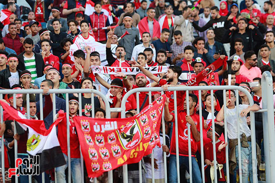 اقبال جماهيرى ضعيف قبل مباراة مصر وتونس (12)