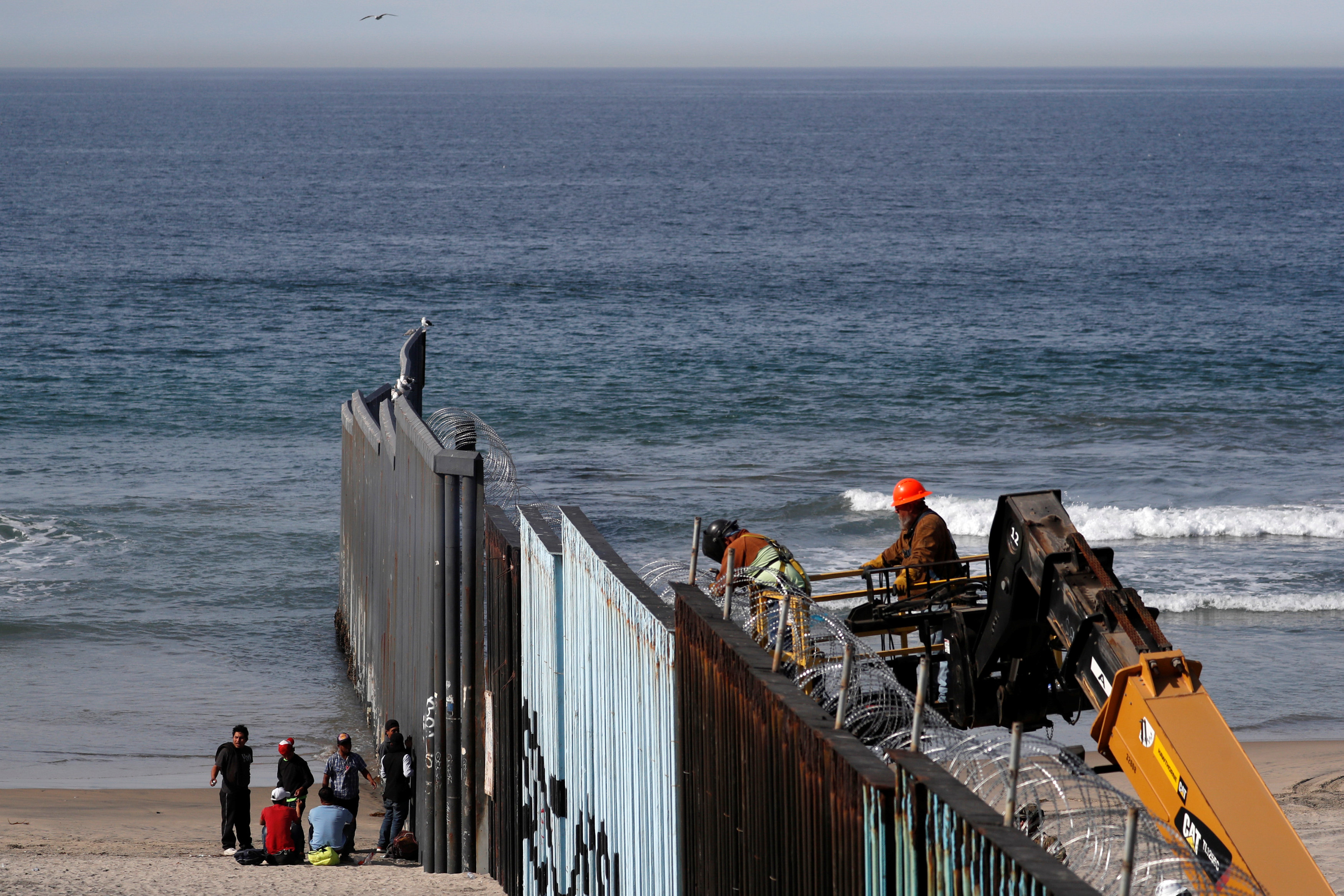 الجدار المكسيكى
