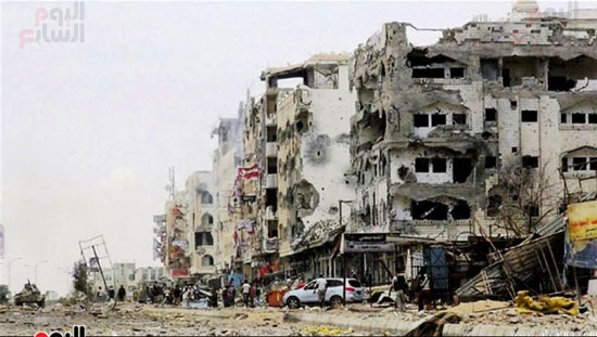 مجموعة فنادق مدمرة فى مديرية دار سعد شارع الشهيدة فيروز فى عدن