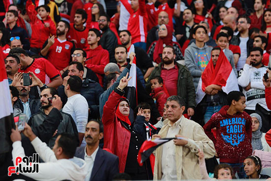 اقبال جماهيرى ضعيف قبل مباراة مصر وتونس (21)