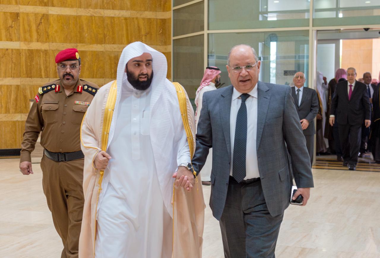 رئيس مجلس الدولة فى زيارة لديوان المظالم بالمملكة السعودية (4)